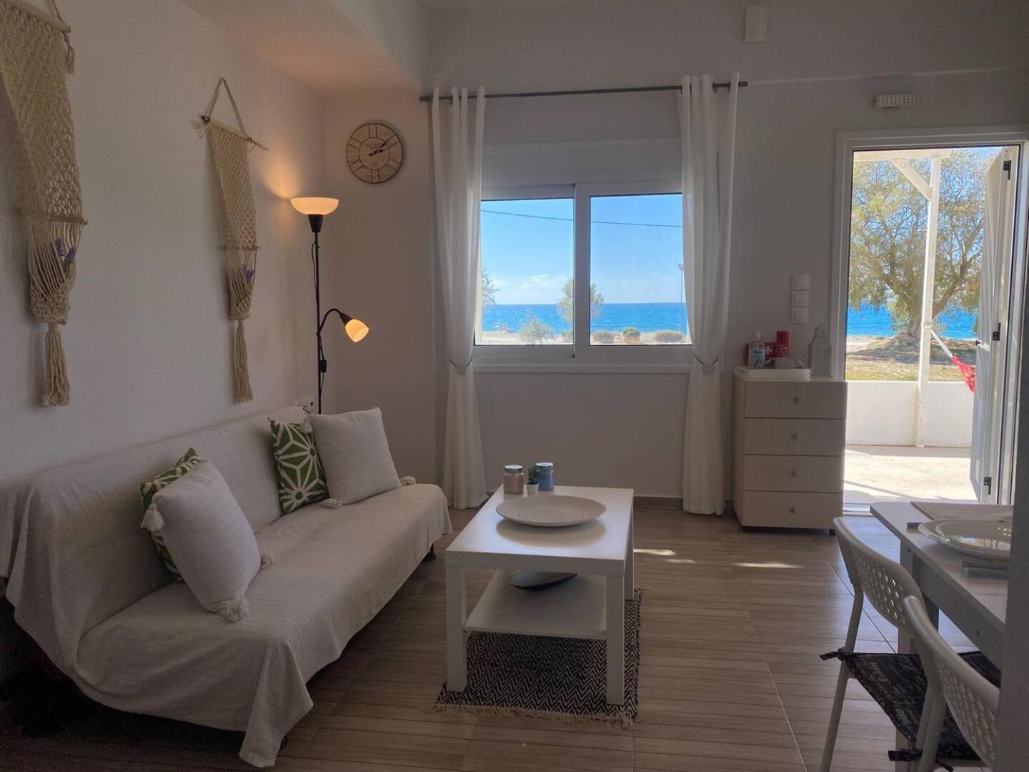 Zen Seaside Apartment Kalamaki  Bagian luar foto