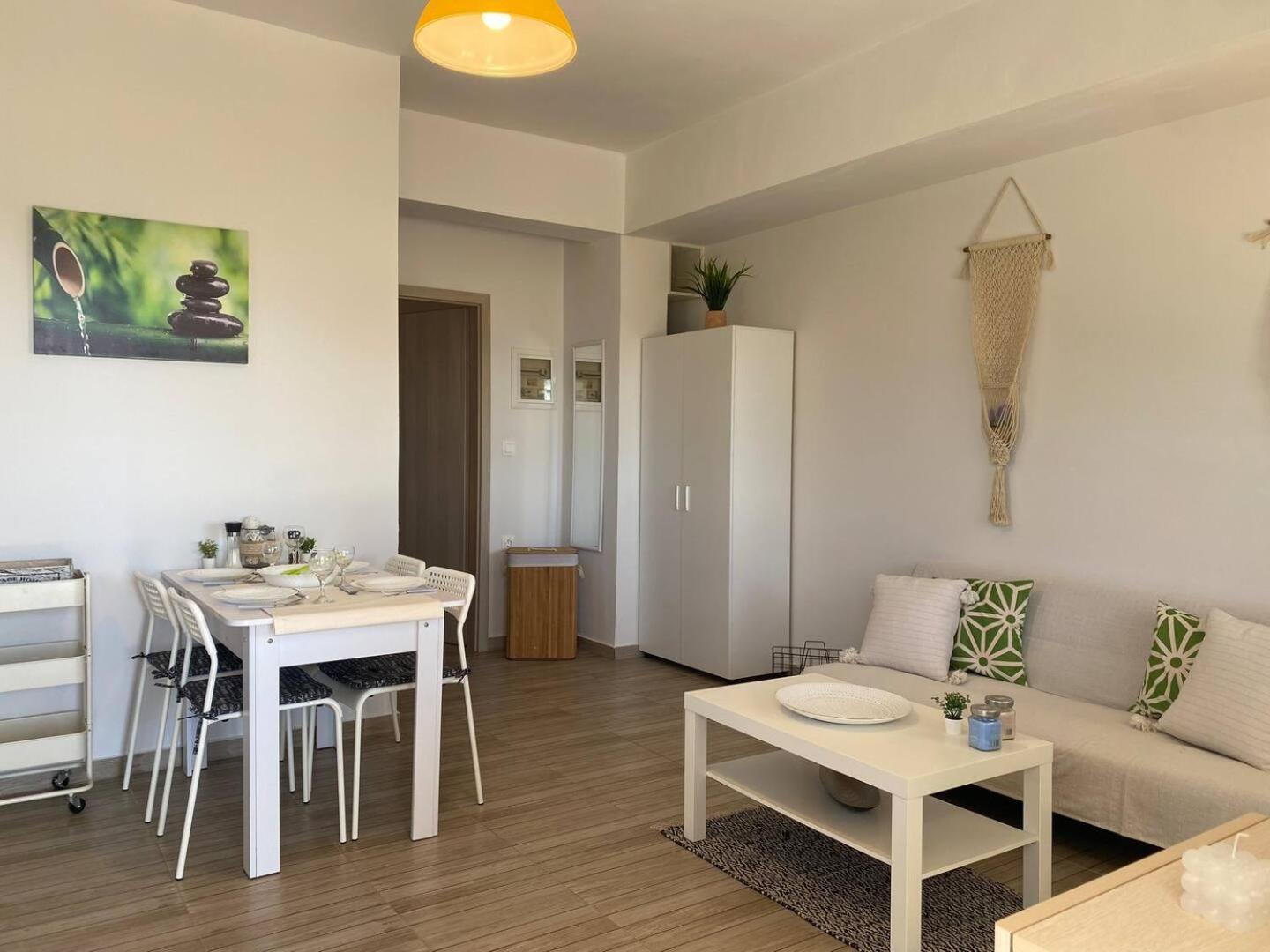 Zen Seaside Apartment Kalamaki  Bagian luar foto