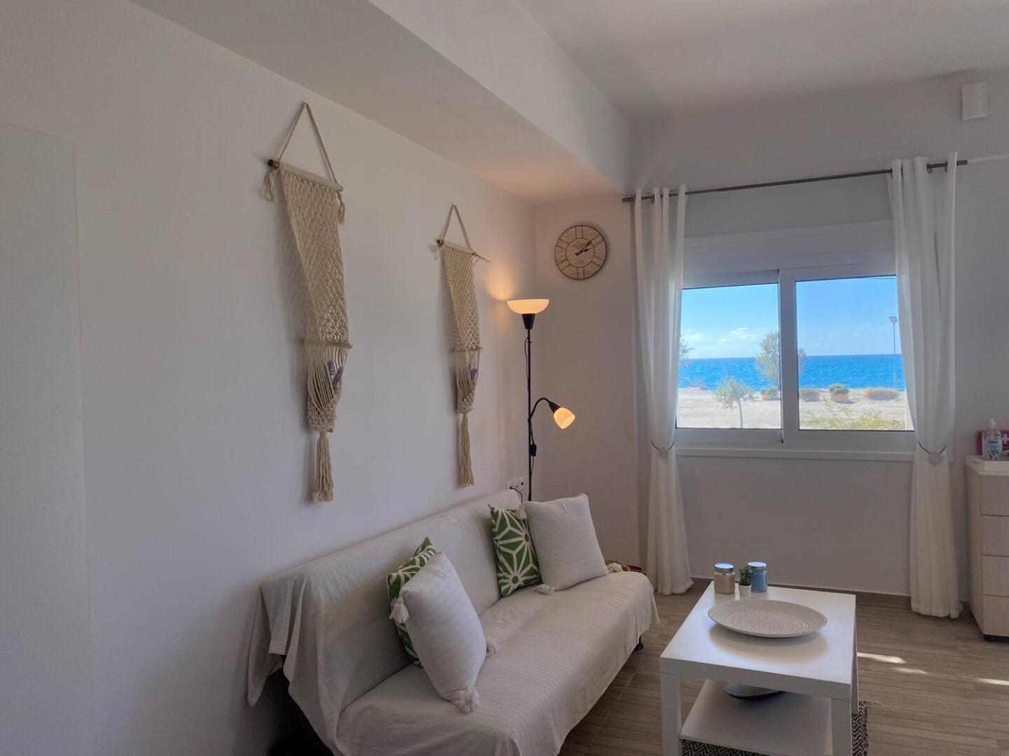 Zen Seaside Apartment Kalamaki  Bagian luar foto