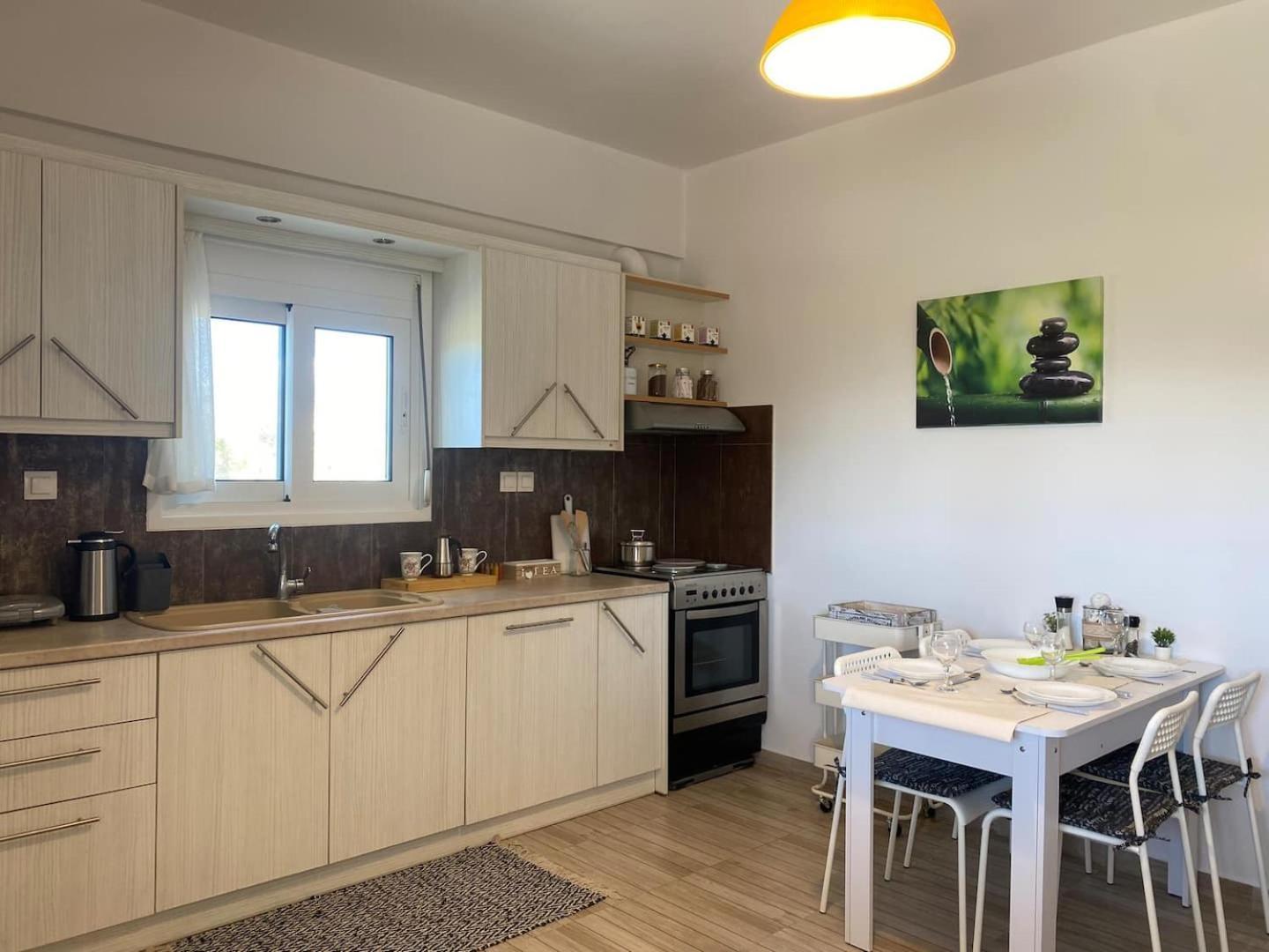 Zen Seaside Apartment Kalamaki  Bagian luar foto
